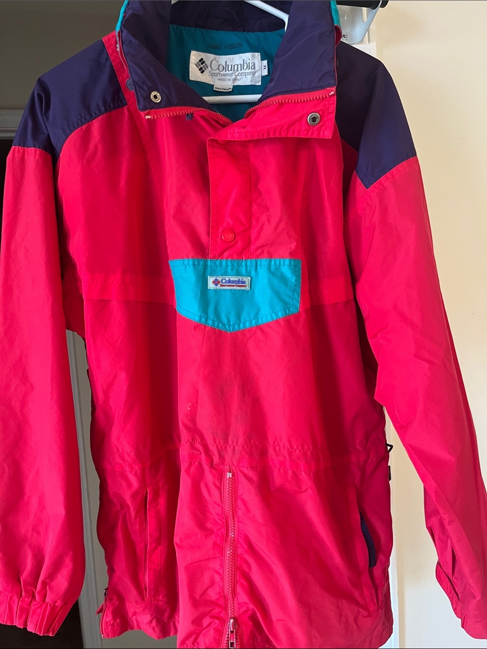 Columbia Red Pullover Anorak with Teal Pocket and Navy Accents